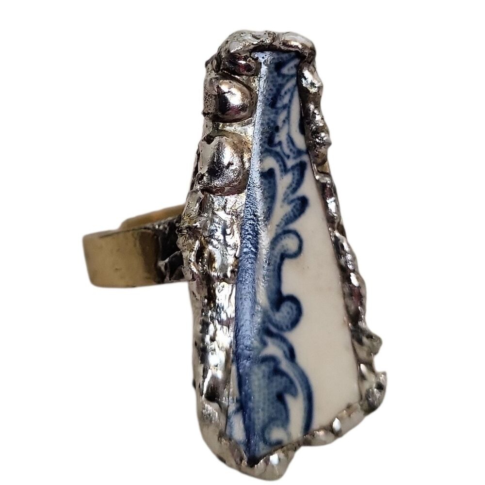 Liberty Blue Monticello Ring – Broken China Jewelry, 18K Gold Plated Stainless